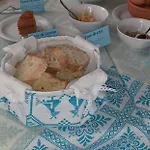 Is Solinas Bed and breakfast Masainas