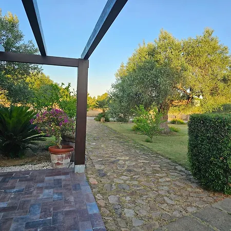 Oda ve Kahvaltı Is Solinas Masainas