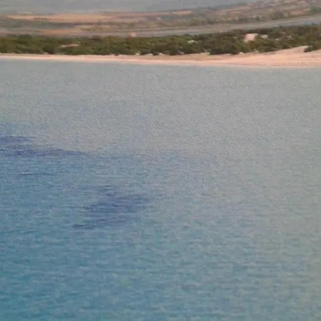 Is Solinas Nocleg ze śniadaniem