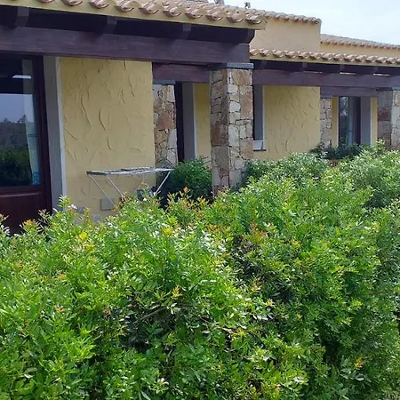 Nocleg ze śniadaniem Is Solinas