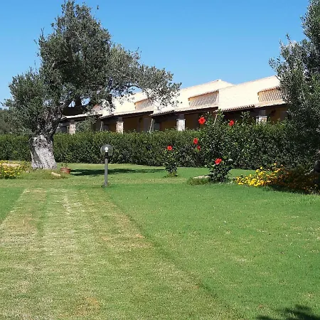 Nocleg ze śniadaniem Is Solinas