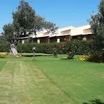 Bed & Breakfast Is Solinas
