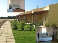 Bed & Breakfast Is Solinas