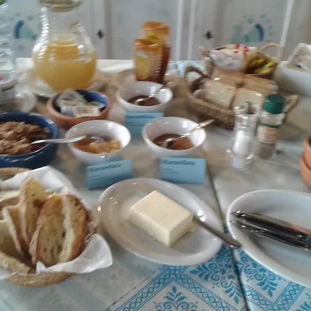 Bed & Breakfast Is Solinas Masainas