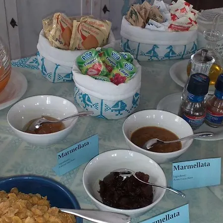 Bed & Breakfast Is Solinas Masainas