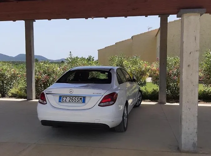 Is Solinas 住宿加早餐酒店 3*