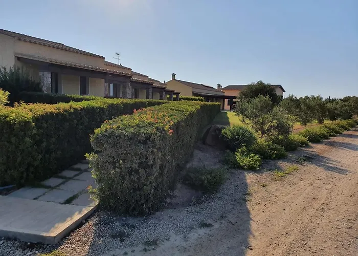 住宿加早餐酒店 Is Solinas 3*