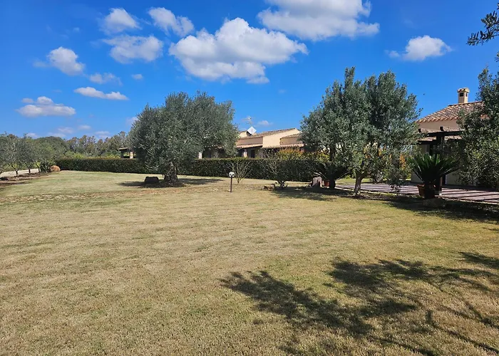 Is Solinas 住宿加早餐酒店 Masainas